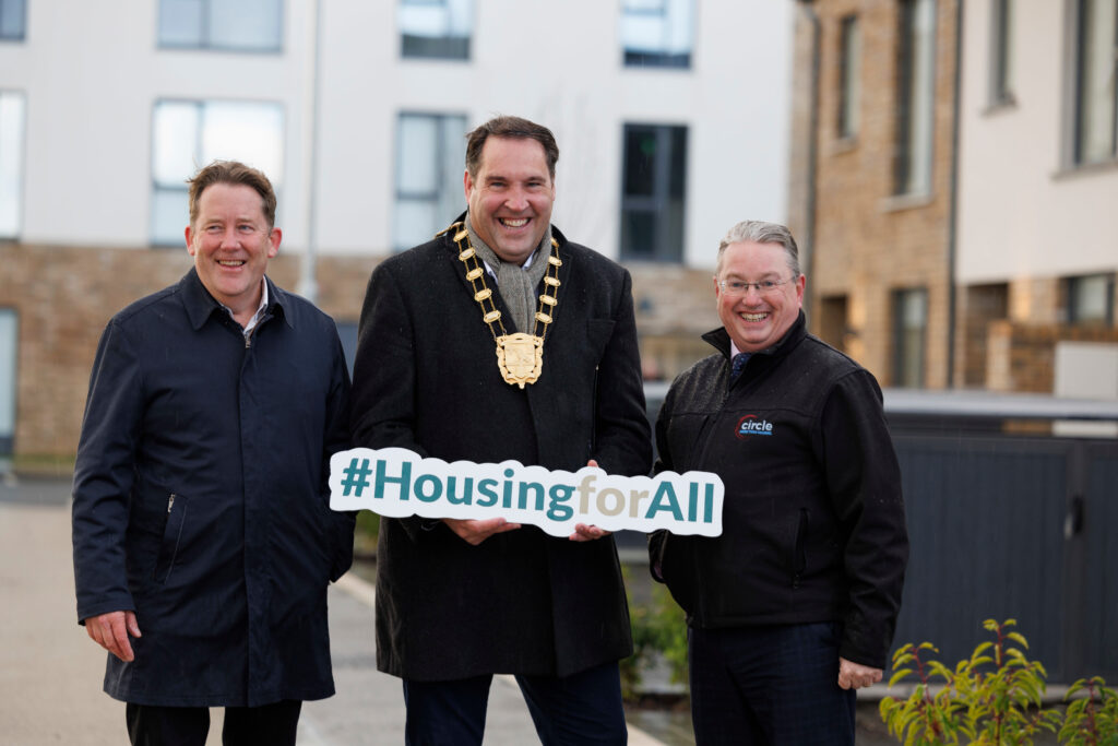 Minister of Housing, Lord Mayor and CEO of Circle VHA at the official opening of Lanestown View, Donabate. 